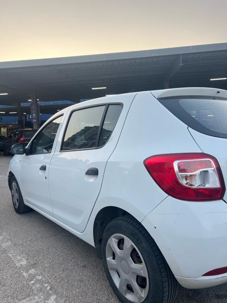 2014 Dacia Sandero - 4