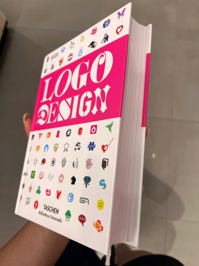 Logo Design İngilizce Sanat Kitap Art - 3