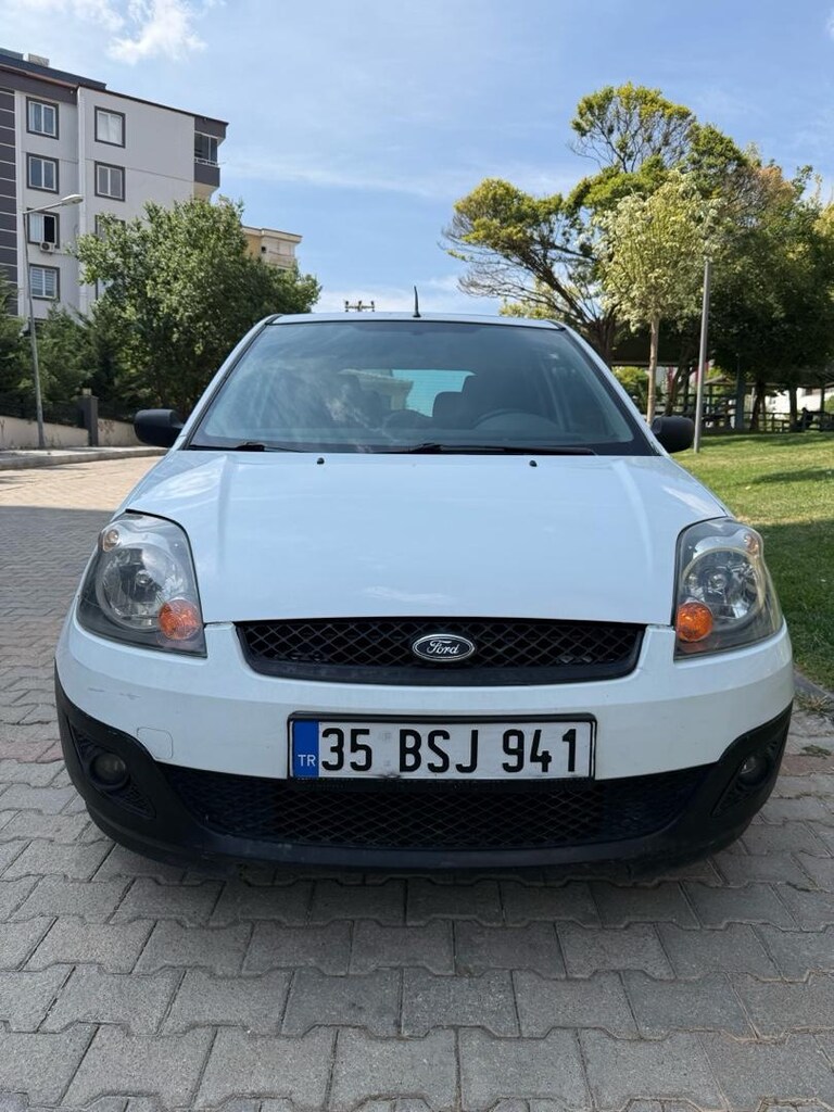 FORD FİESTA 1.4 Tcdi klimalı 2008 - 8