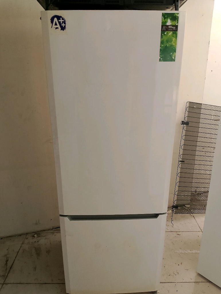Arçelik nofros buzdolabı yer bahçelievler sorunsuz çalışır durumda - 2