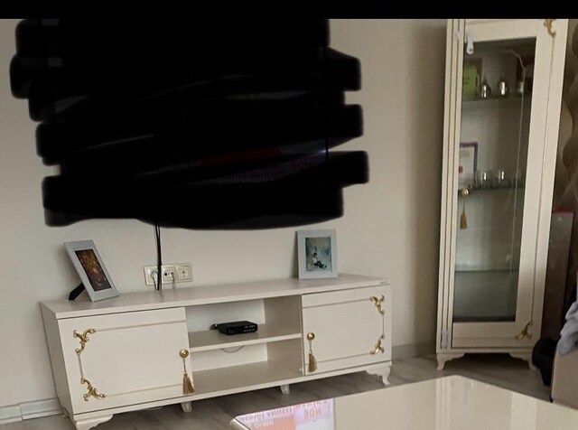 tv unitesi + perde + fon