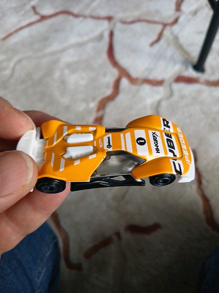 Oyuncak araba - 7