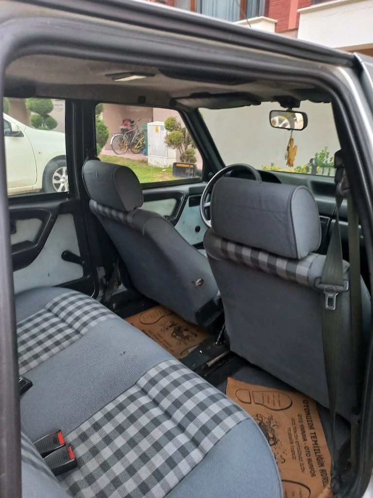 Fiat Uno 70S - 6