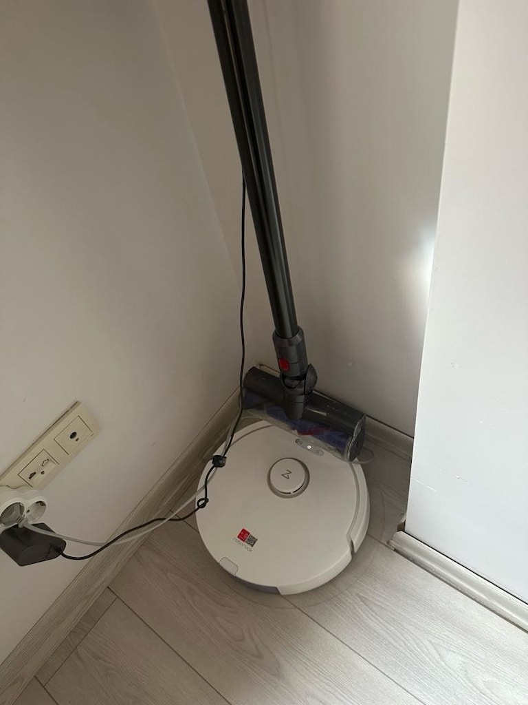 Roborock Q8 Max ve Dysonn V8 2 Ürün birlikte Fiyatıdır - 4