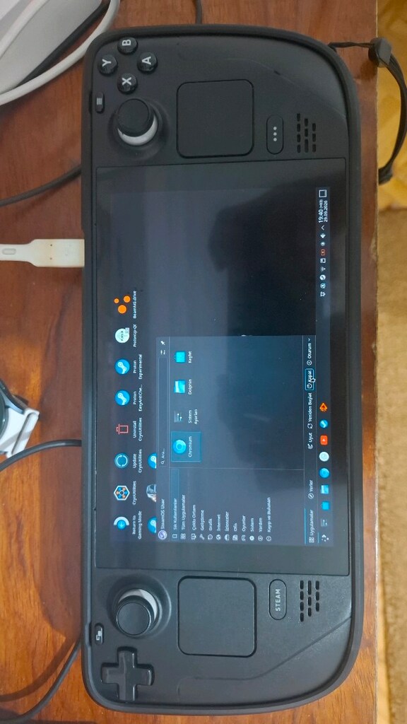 Steam Deck 512 GB + 64 Gb Sd card + Spigen kılıf - 10
