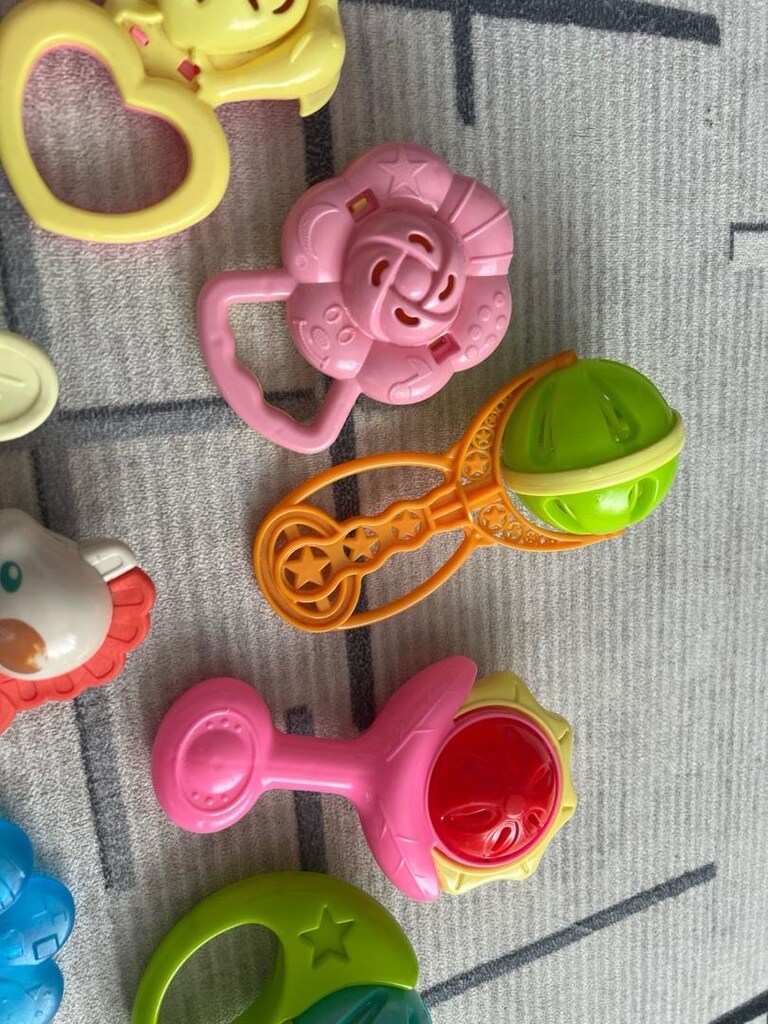 Bebek çıngıraklı eğitici oyuncaklar. - 4