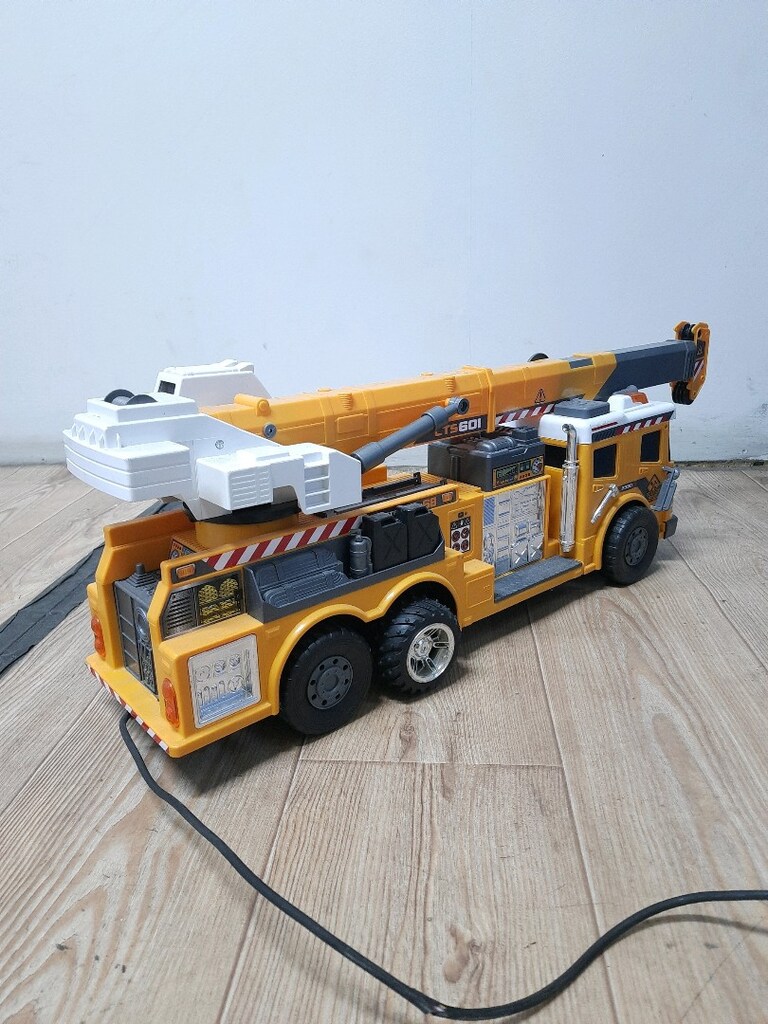 Uzaktan Kumandalı Mega Vinç - 4