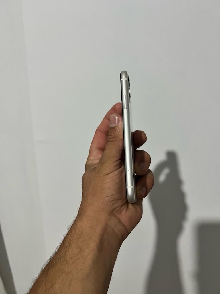 iPhone 11 Türkiye cihazı 64 gb faceid trutone aktif ekran Deyisen - 2