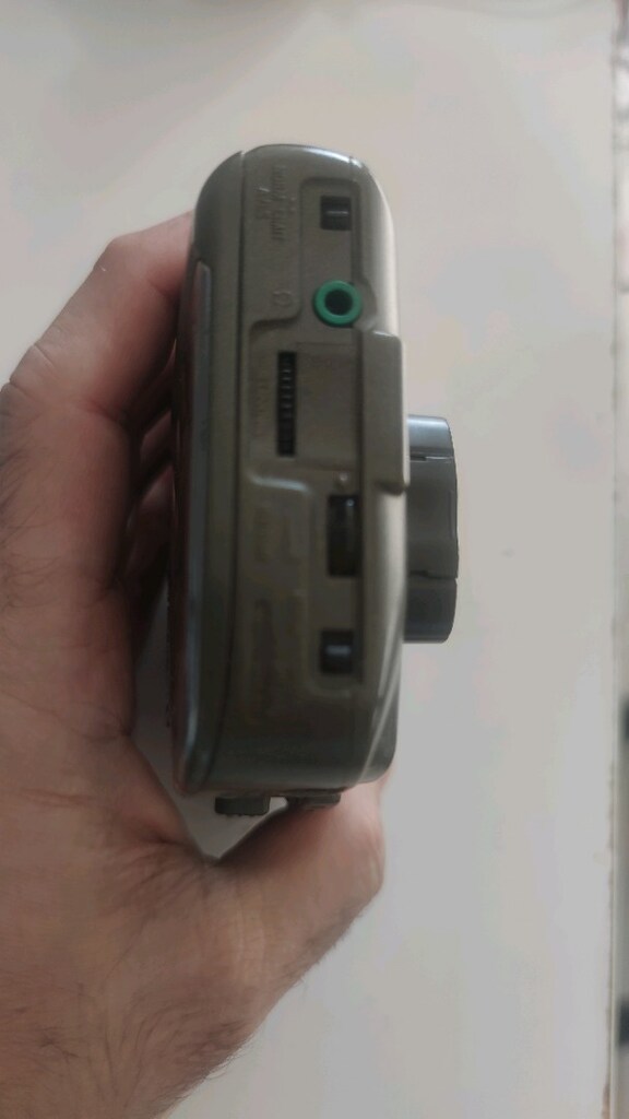Sony Walkman WM-FX323 - 2