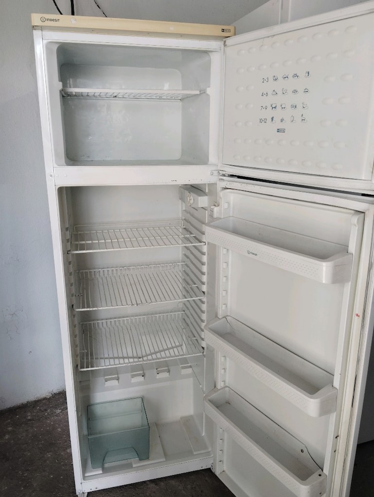 indesit buzdolabı temiz sağlam ürün - 2