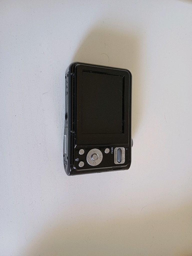 Çiziksiz tertemiz Samsung ES28 digital kamera foto makinesi sorunsuz - 2