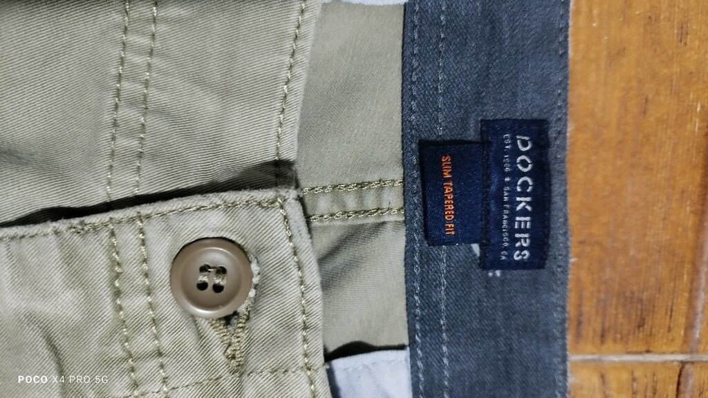 #Dockers likralı  pantolon..Ağda yırtık var, terzide halledilir. - 3