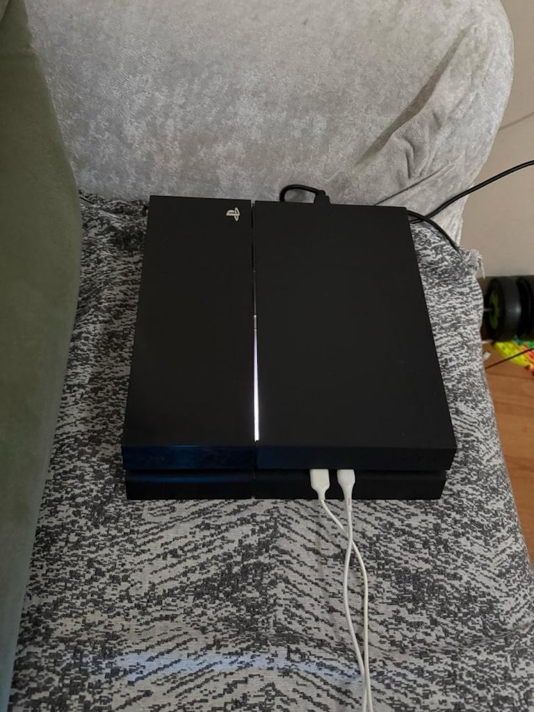 ps4 acilen satılıktır