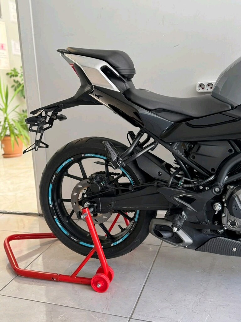CF Moto 250 SR - 4