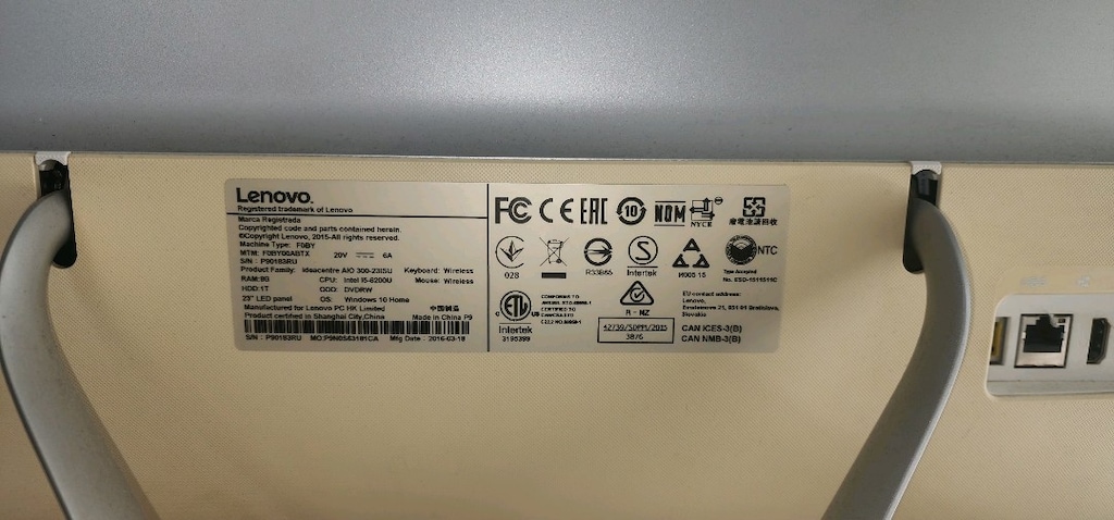 Lenovo All in One Masaüstü Bilgisayarı - 3