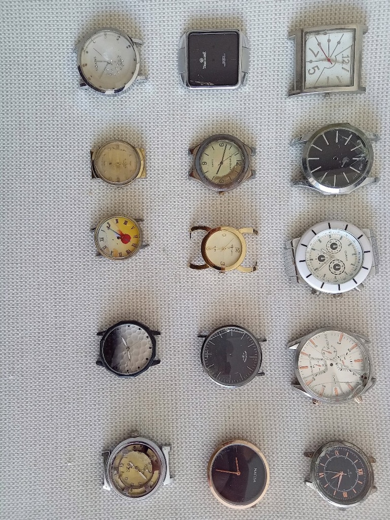 20 Adet BAKIMLIK TAMİRLİK (18) KOL SAATLERİ - 4