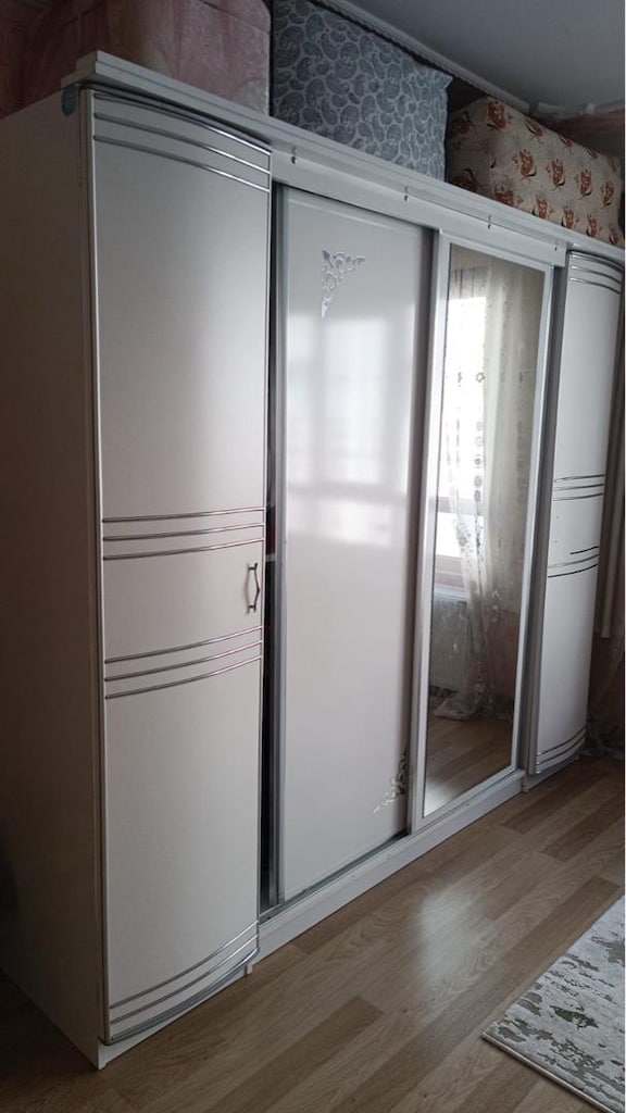 Beyaz Gardrop - 2