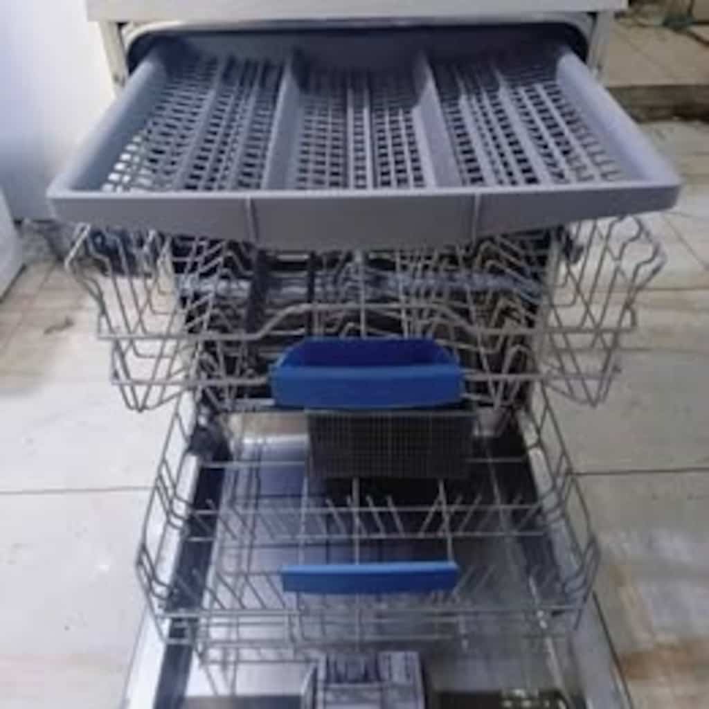 7.000 TL Etkin 7.000 TL Etkin 7.000 TL Etkin Bosch inox 5 programlı 3 - 5