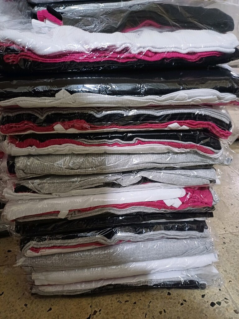 Bayan atlet her renk standart beden adet 35 TL - 4
