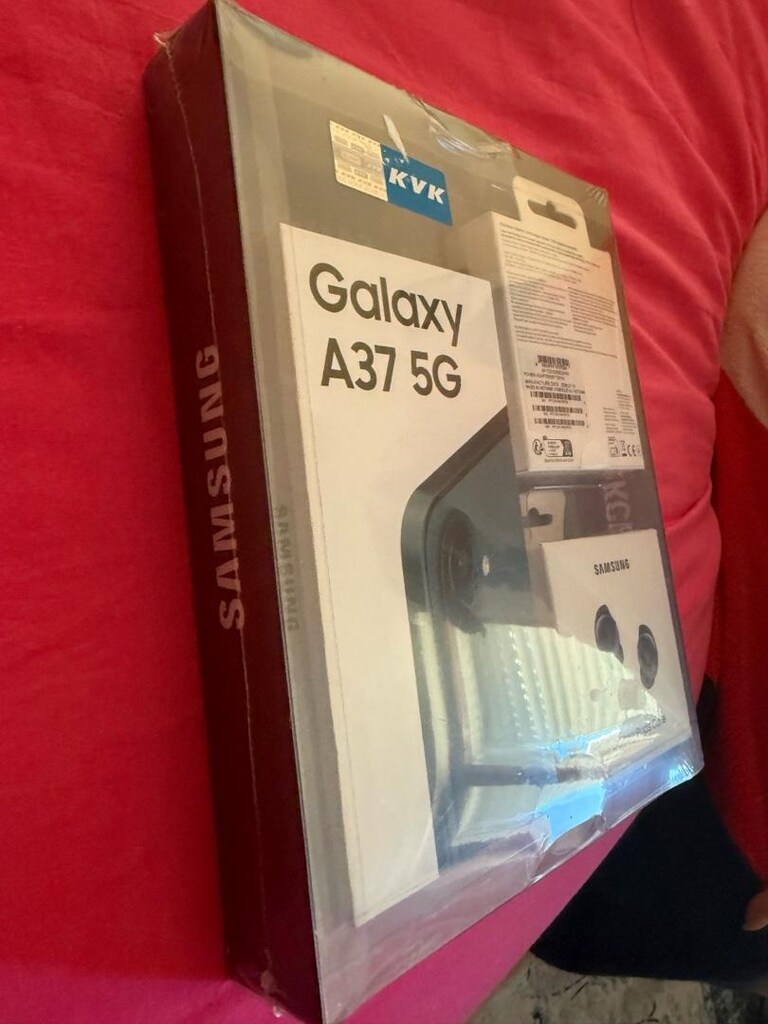 Samsung Galaxy A37 128 GB HEDİYELİ SET - 2