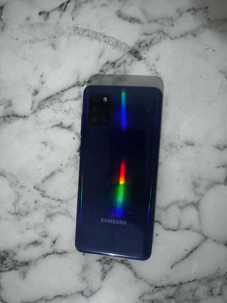 temiz Samsung a31