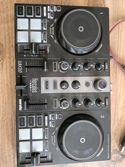 Hercules Ev Tipi Dj Setup