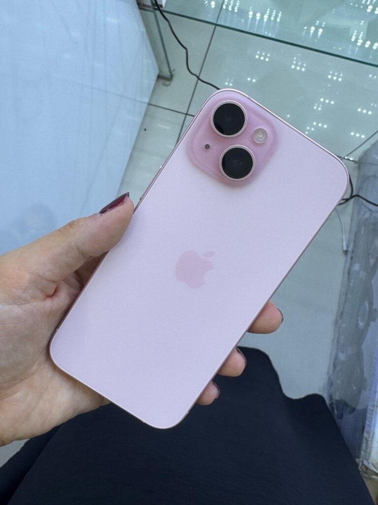 Iphone 15 - 2