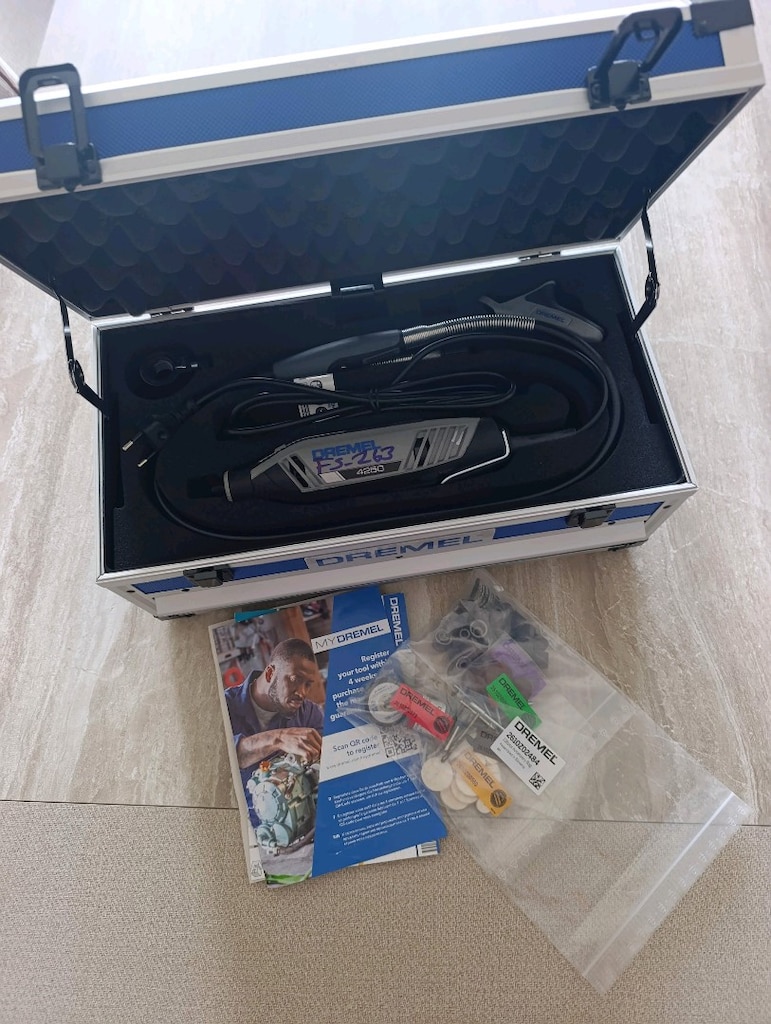 Dremel 4250 (4250-6/128) Yüksek Performans Kablolu Çok Amaçlı El Motor - 2