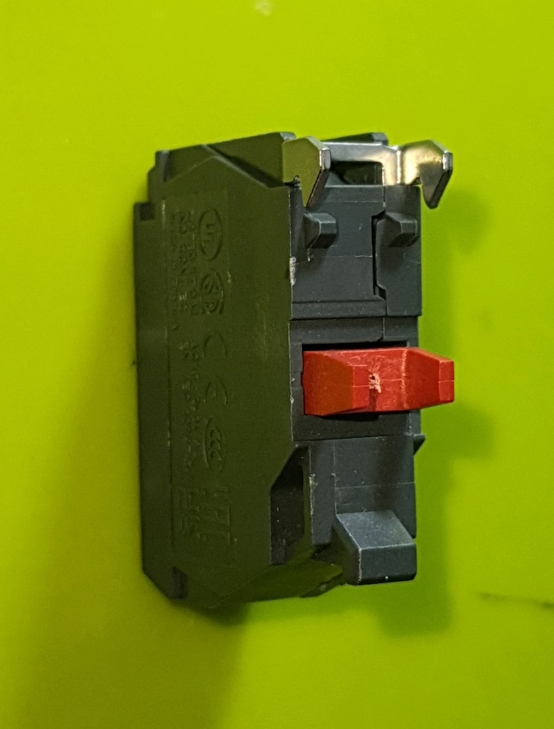 Schneider ZBE-102 1NK Kontak Bloğu 15 adet - 3