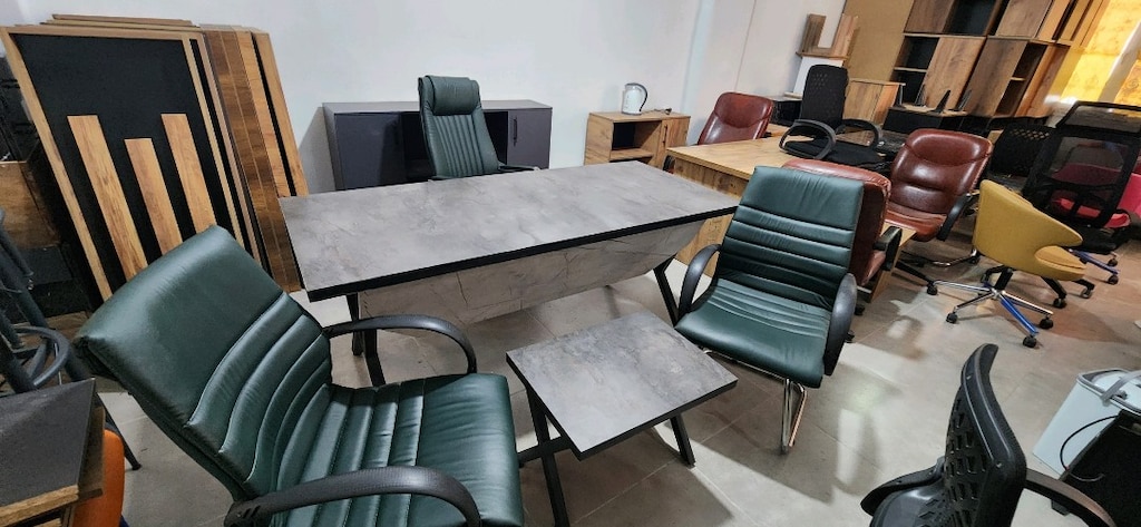 ofis masa takımı SANDALYELER DAHİL ikinci el temiz 180×80 cm - 2