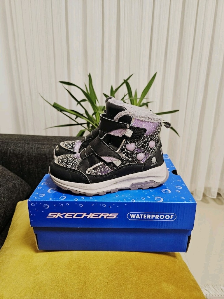 Skechers Bot - 2