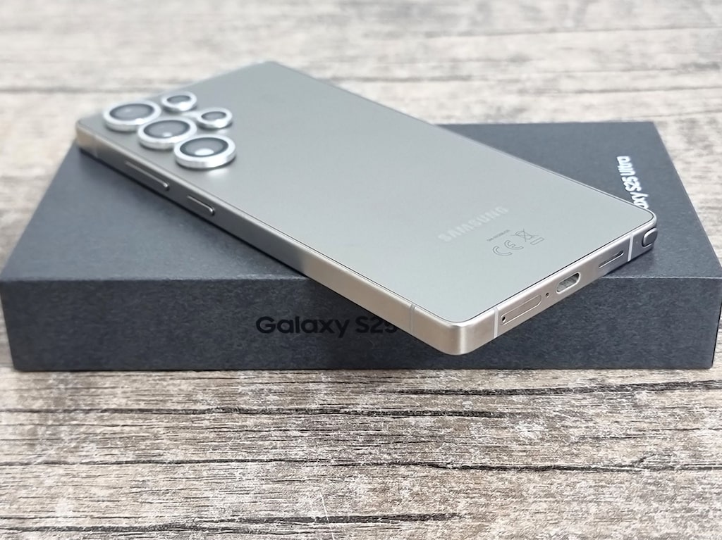 Samsung S25 Ultra / 14 Aylık / 12+512 GB / TR Garanti / Hatasız - 10