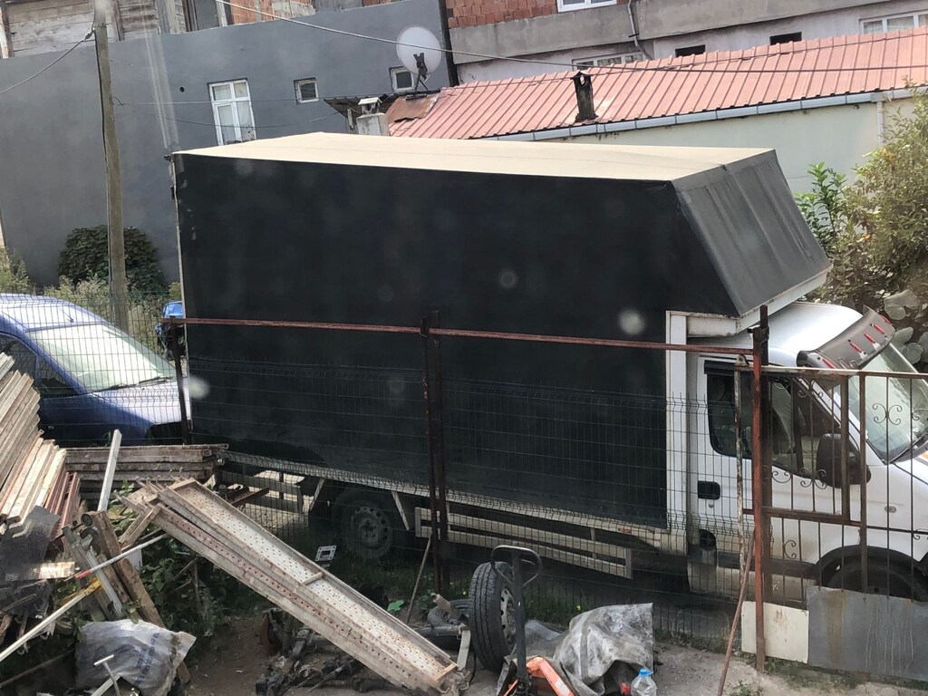 Satılık Yüksek Tavan Kapalı Kamyonet Kasası Sadece Kasa - 3