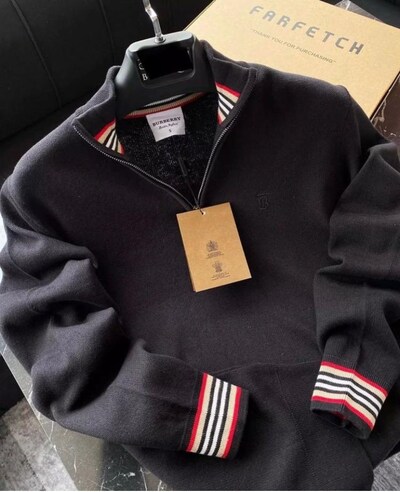 Burberry triko