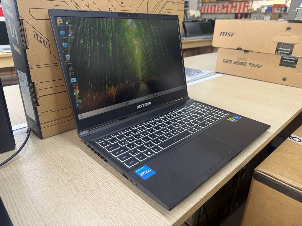 MONSTER *İ5 12450H İŞLEMCİ *32GB RAM *1TB SSD *4050 6GB E.K - 3