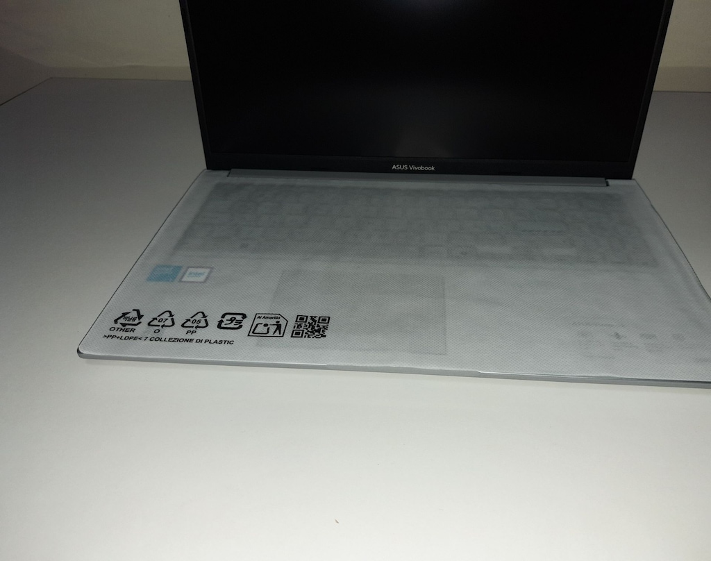 ASUS Vivobook 15 X1504MA-BQ014W - 2