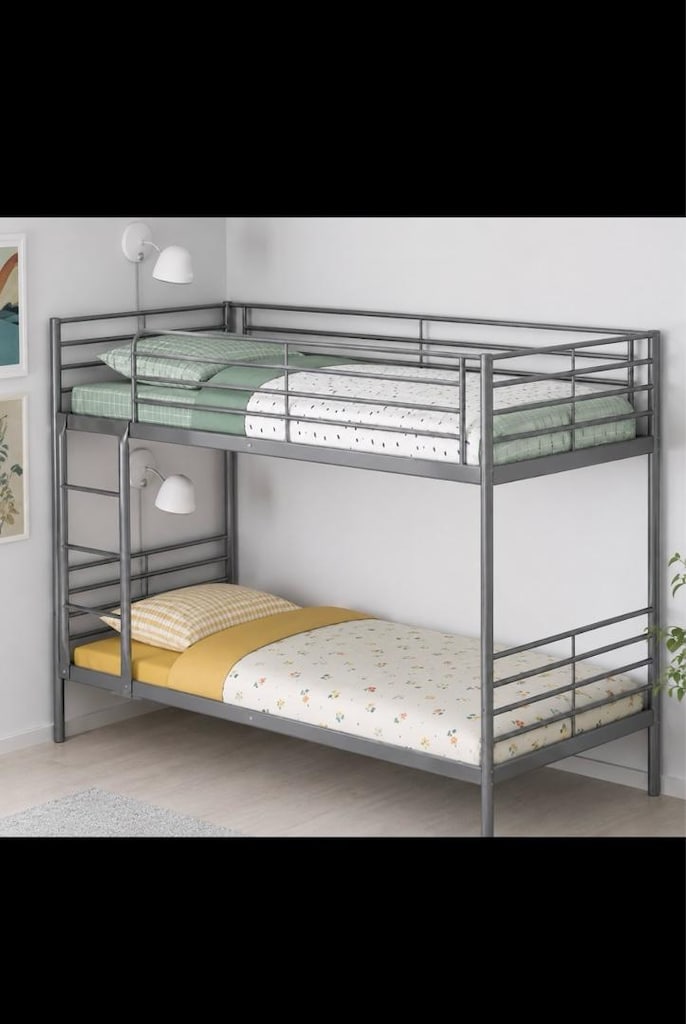 IKEA SVÄRTA Ranza + 2 Yatak Dahil Çok Temiz