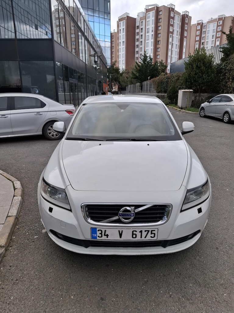 Volvo S40