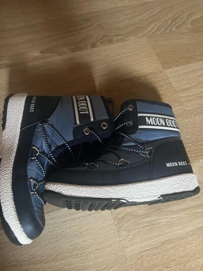 Moon Boot Siyah-Beyaz Yüksek Bilekli Bot