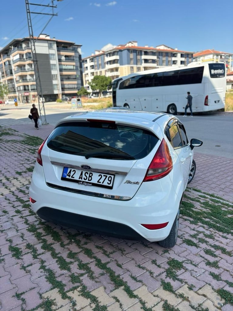 Ford Fiesta 1.4 TDCİ Trend - 2