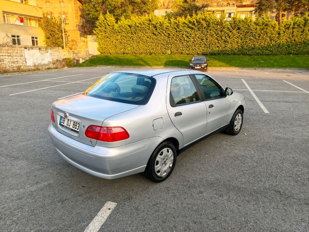 Hasar Kayıtsız 2011 Model Fiat Albea Sole 1.4 Fire S.Lpg 203.000 Km - 2