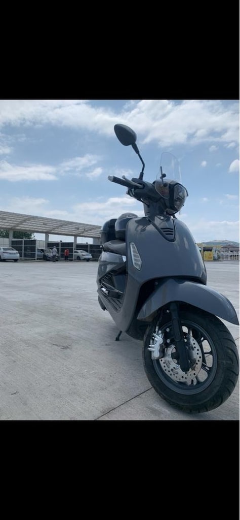YUKİ GELATO SCOOTER MOTOR 50-125 KASKLA İNTERKOM YANINDA - 4
