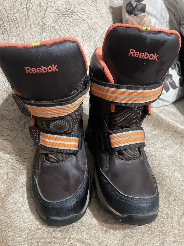 reebok bot