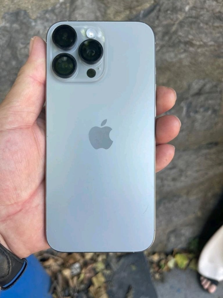 İPhone 16 Pro Max Garantili