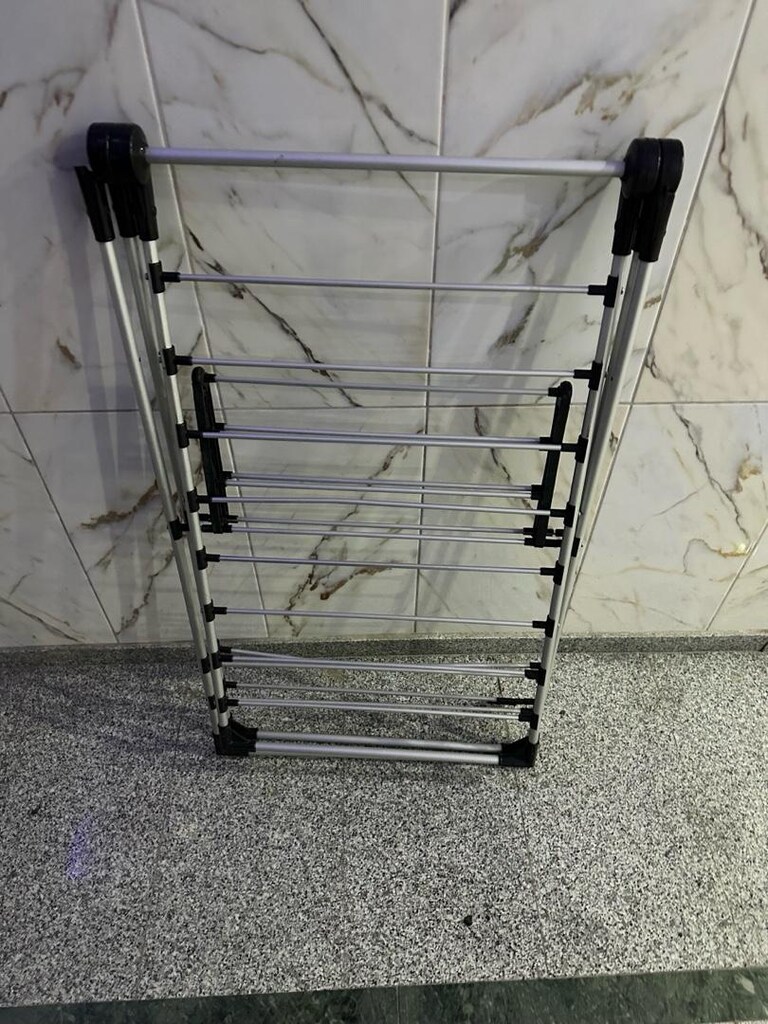 Askilik elimde 4 adet var kenarlarinda ezilme vardir fiyat ondan uygnd - 2