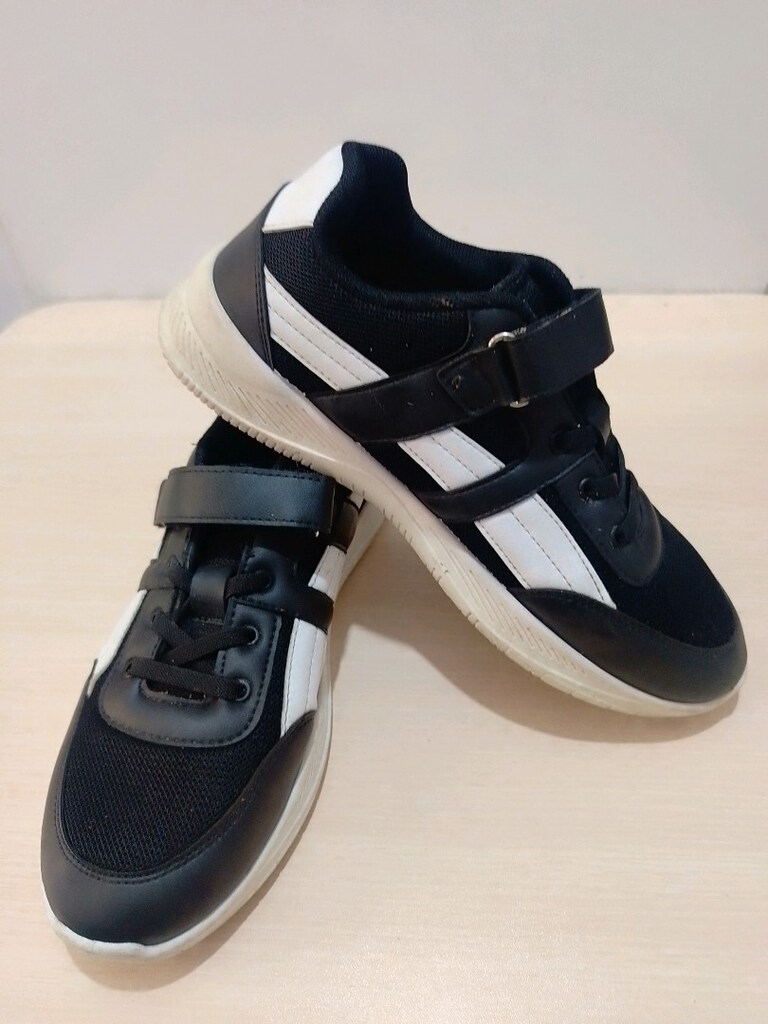 Unisex Sneaker - 2