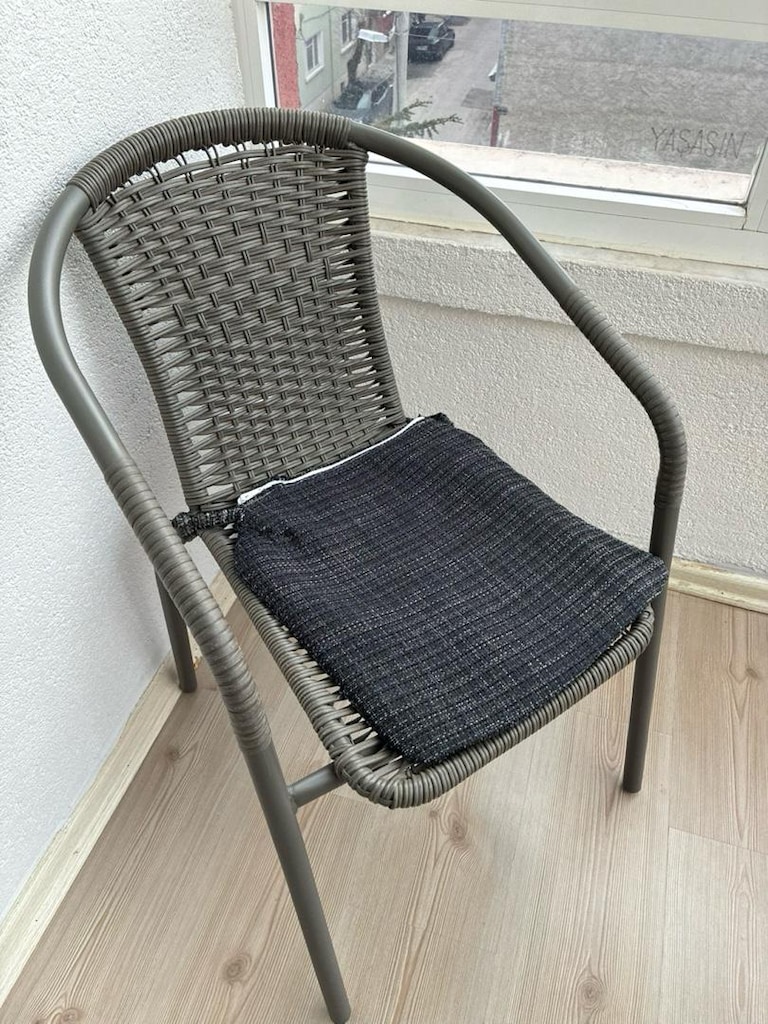 60 cm Cam Balkon Masası + 2 Rattan Sandalye + El Yapımı Minderler - 4