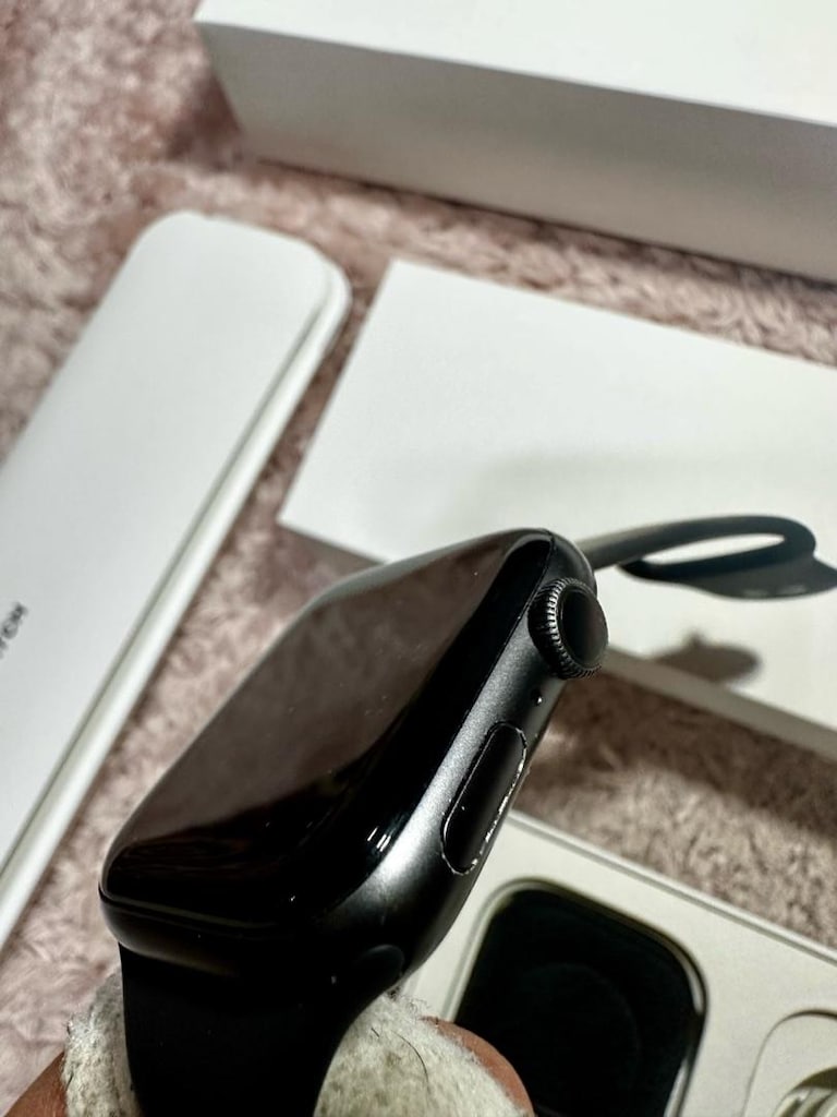 Apple Watch 5 - 5