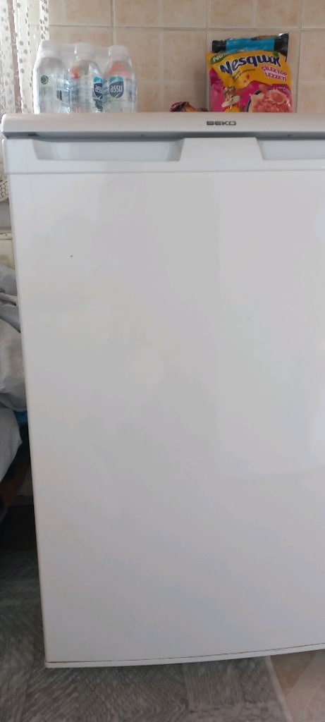 beko 140 lt mini buzdolabı - 3