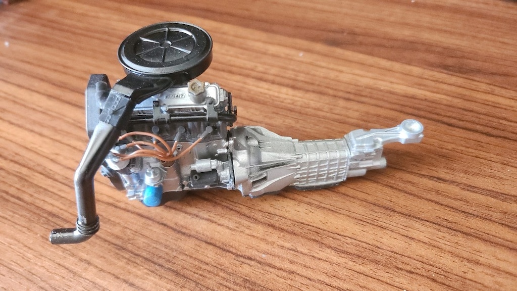 1/10 boyutunda Tofaş SLX Detaylı Motor Maketi - 5